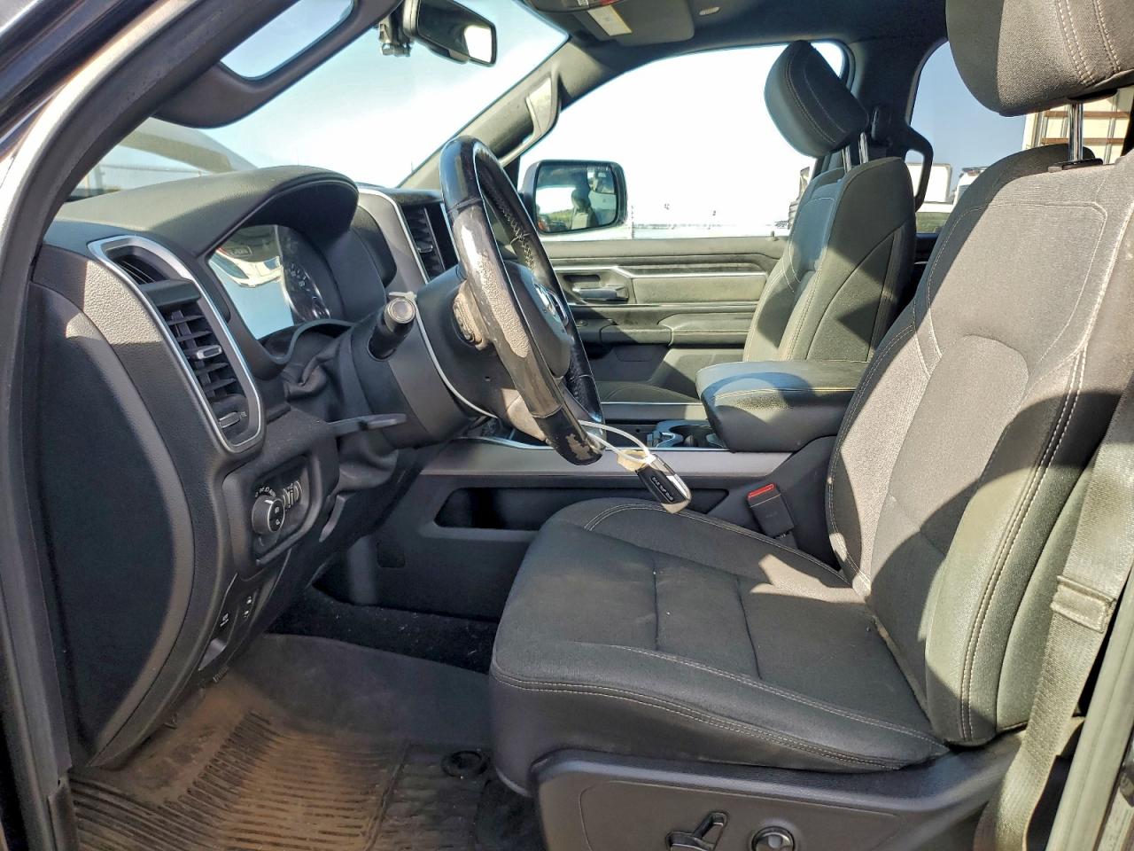 2019 RAM 1500 BIG HORN/LONE STAR photo 7