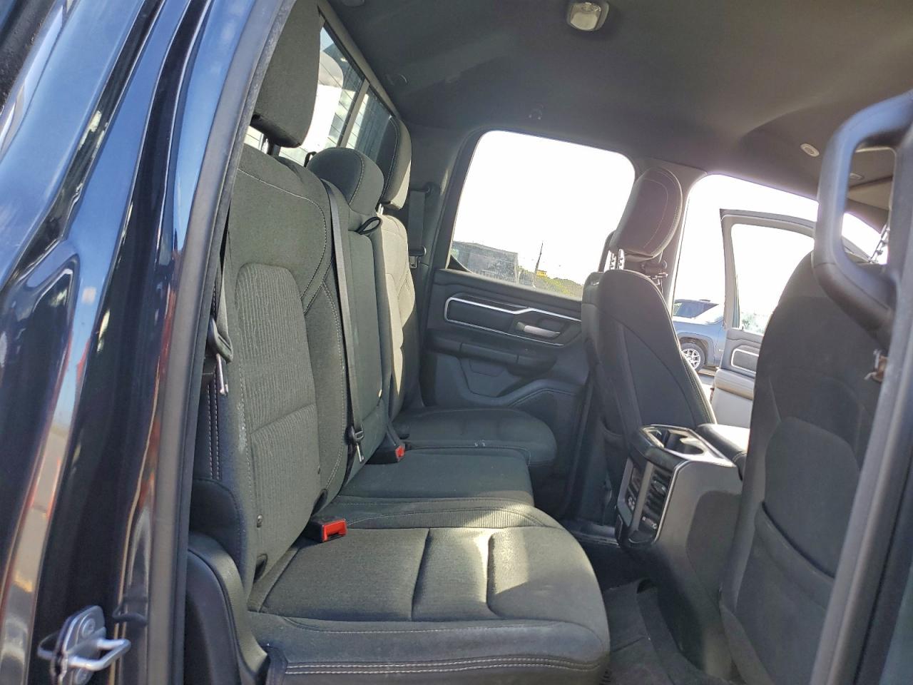2019 RAM 1500 BIG HORN/LONE STAR photo 10