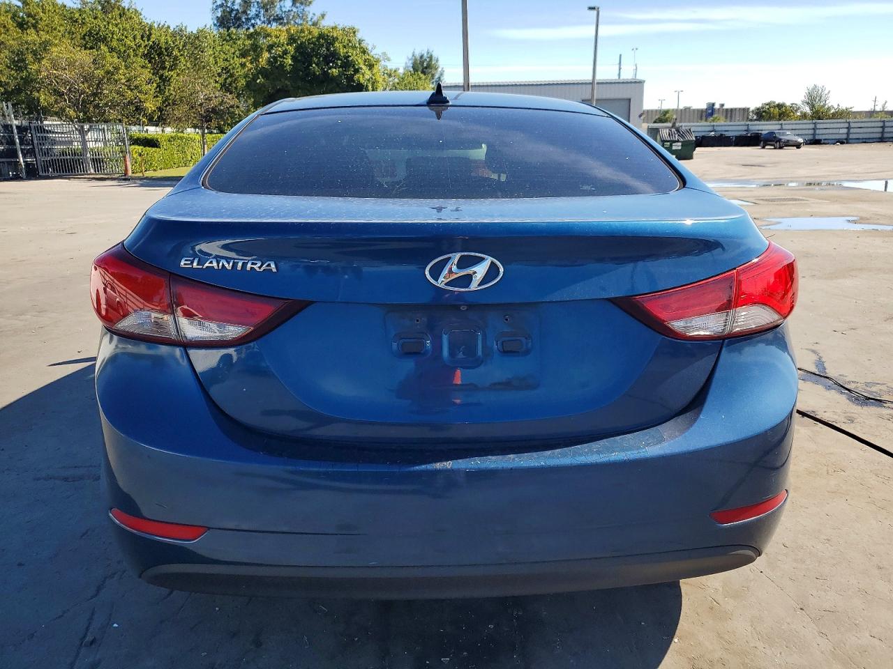 2015 HYUNDAI ELANTRA SE photo 6