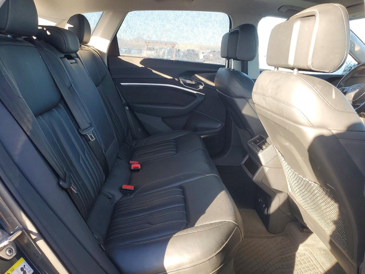 2019 AUDI E-TRON PRESTIGE photo 10