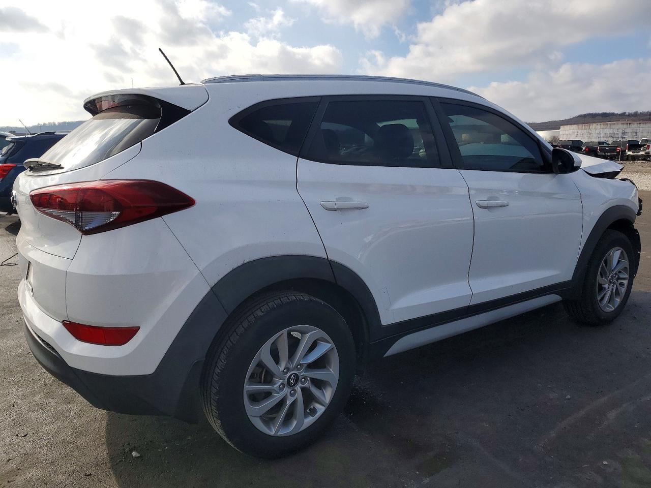 2017 HYUNDAI TUCSON LIMITED photo 3