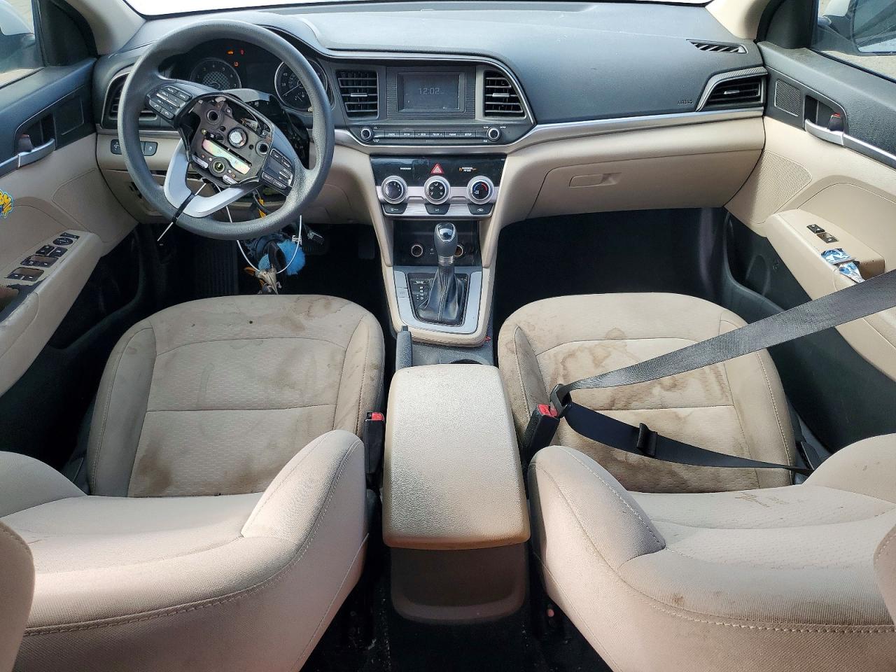 2019 HYUNDAI ELANTRA SE photo 8