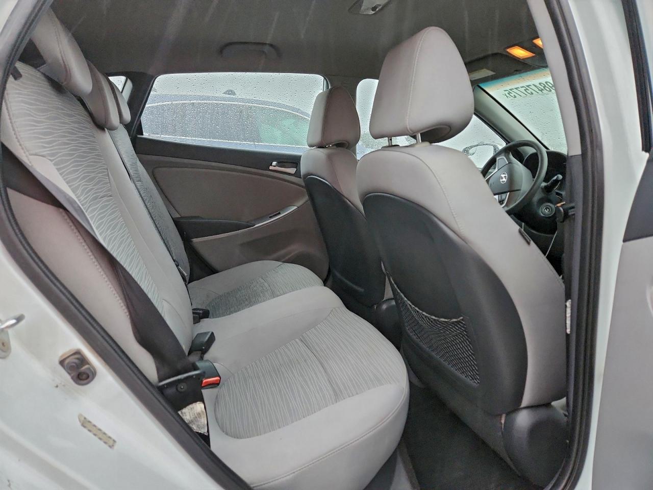 2016 HYUNDAI ACCENT SE photo 27