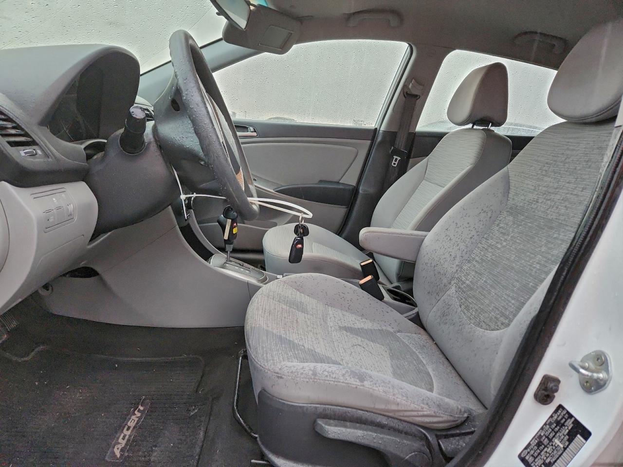 2016 HYUNDAI ACCENT SE photo 19