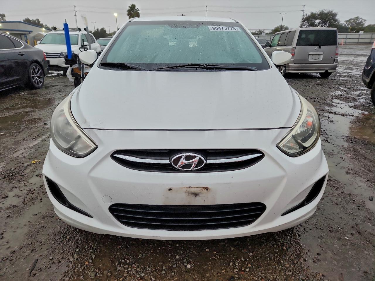 2016 HYUNDAI ACCENT SE photo 13