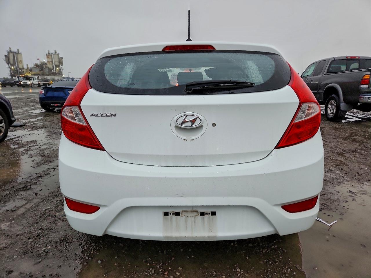 2016 HYUNDAI ACCENT SE photo 16