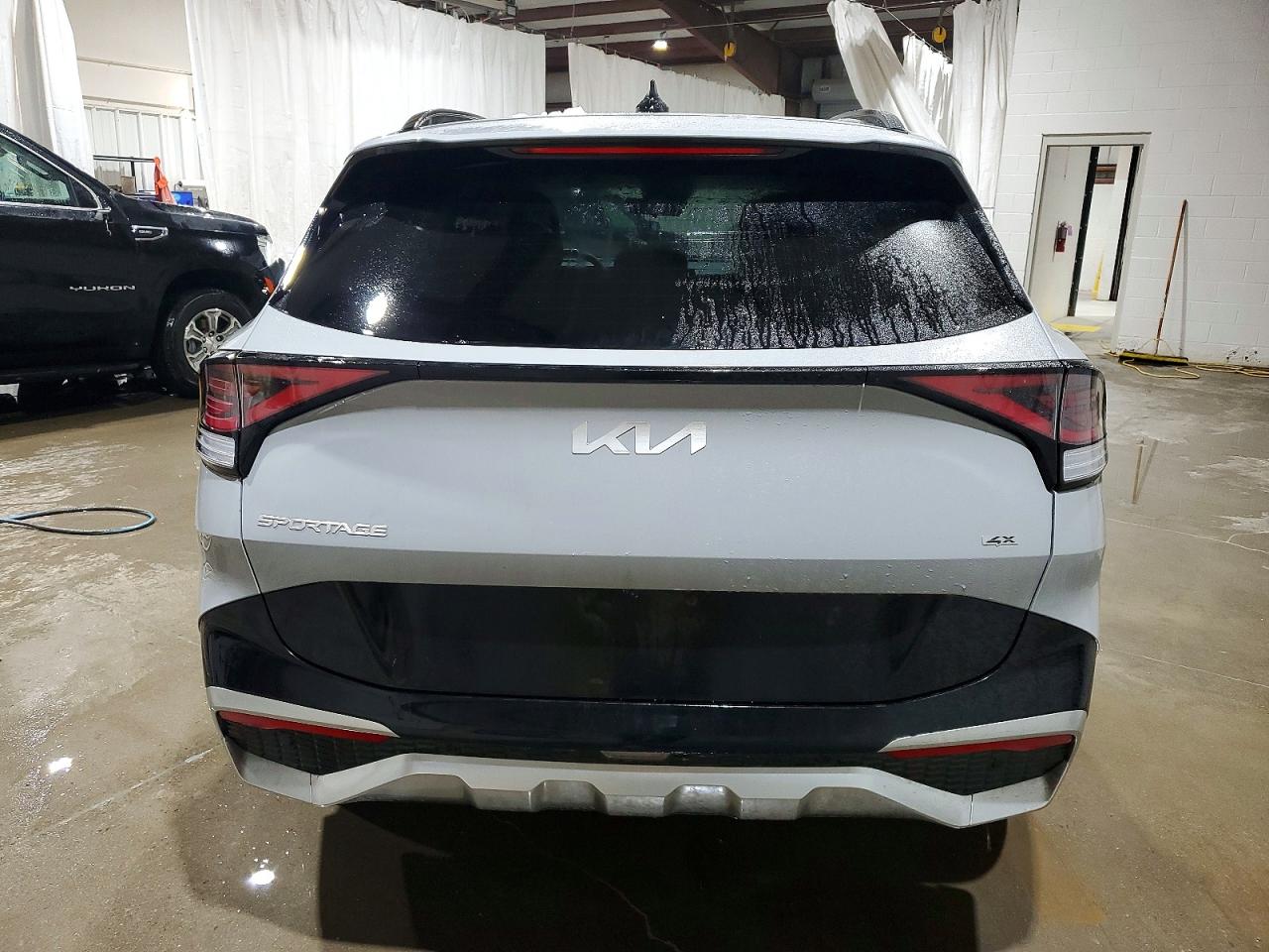 2025 KIA SPORTAGE SX PRESTIGE photo 11