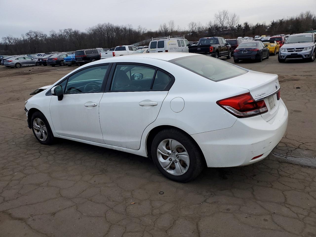2015 HONDA CIVIC LX photo 2