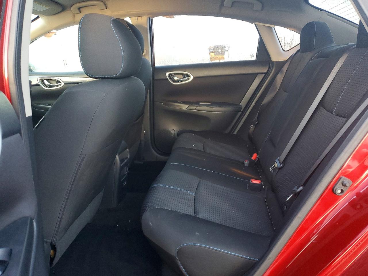 2019 NISSAN SENTRA S photo 10