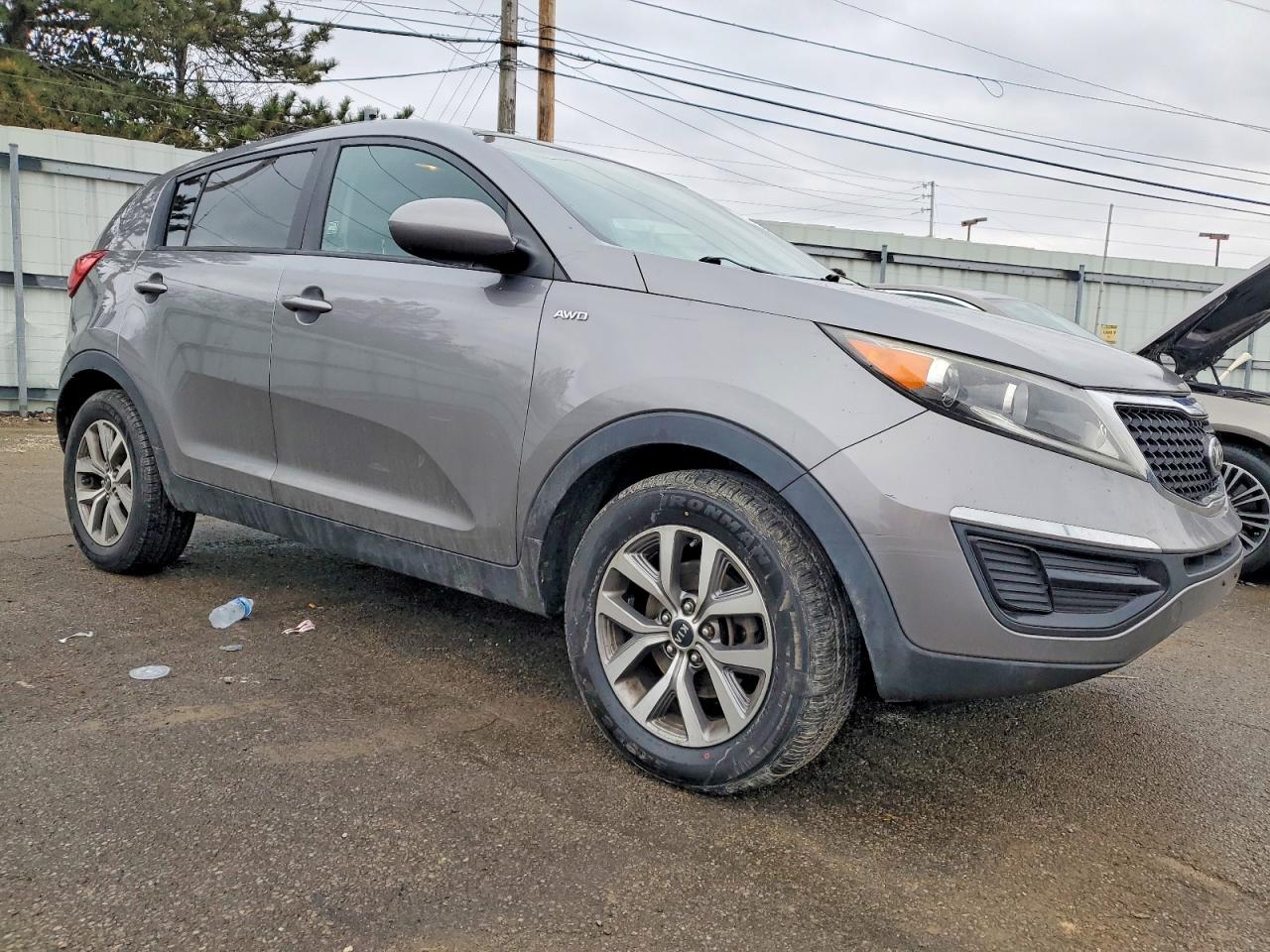 2016 KIA SPORTAGE LX photo 4