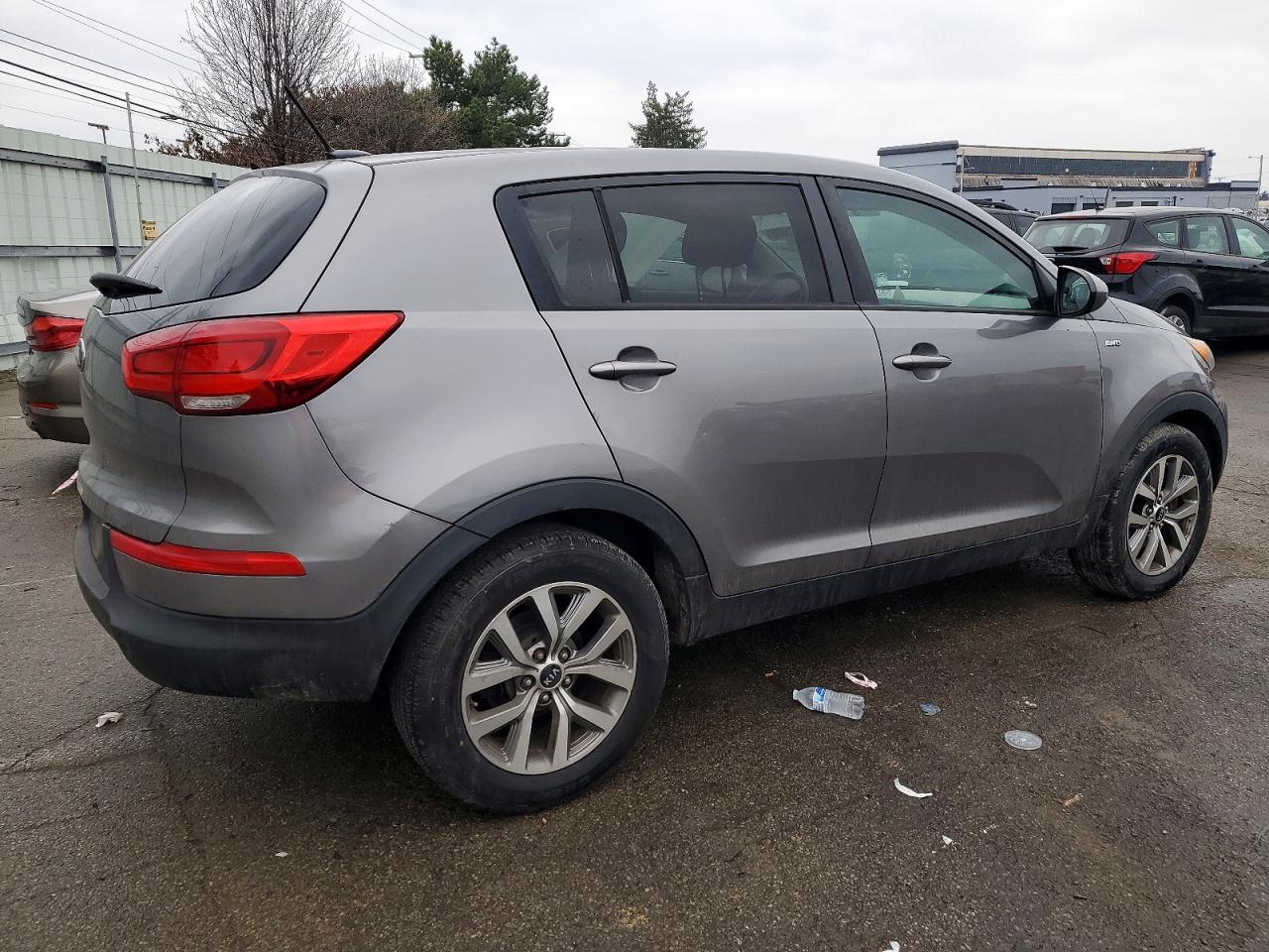 2016 KIA SPORTAGE LX photo 3