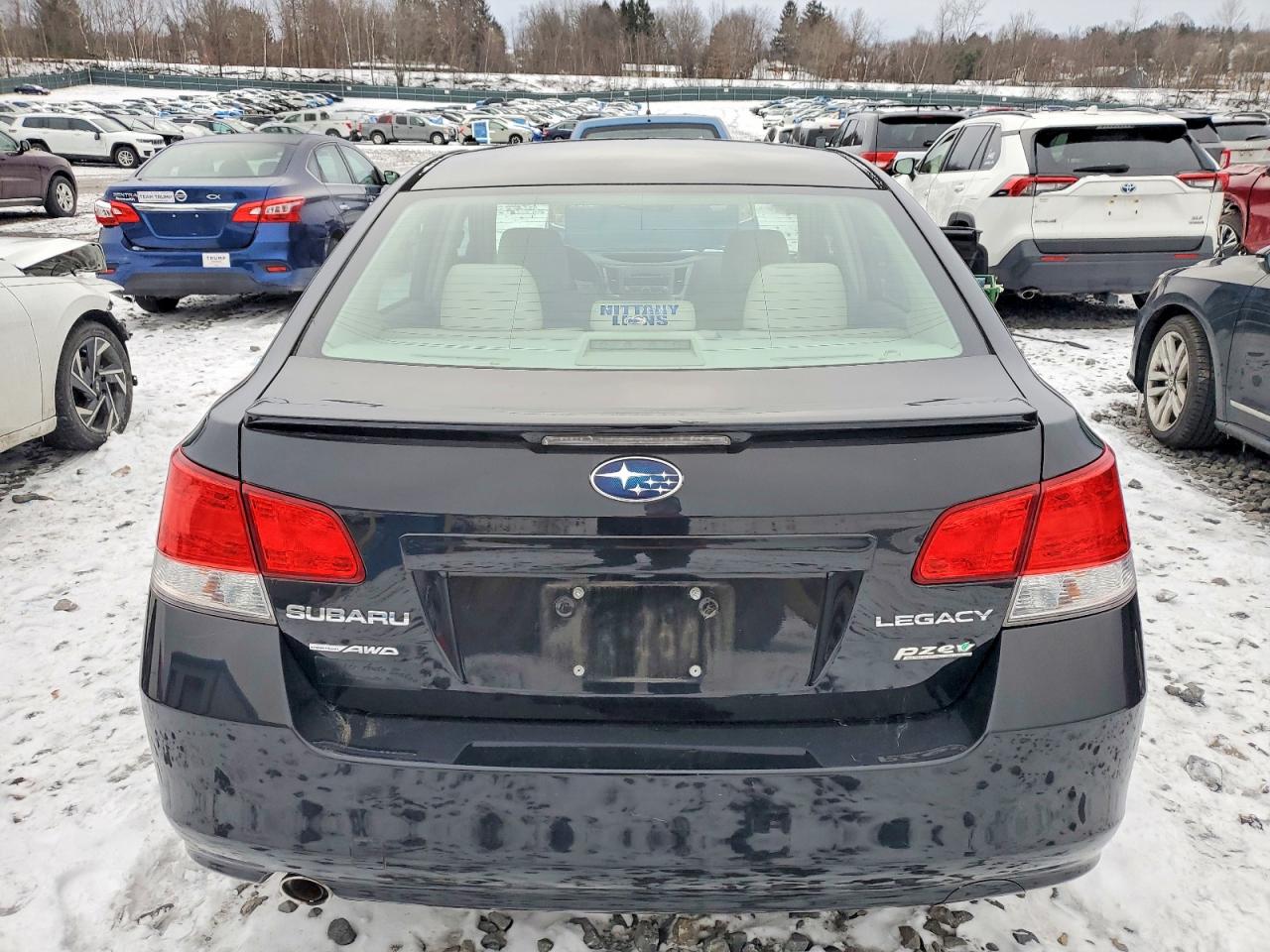 2011 SUBARU LEGACY 2.5I PREMIUM photo 6