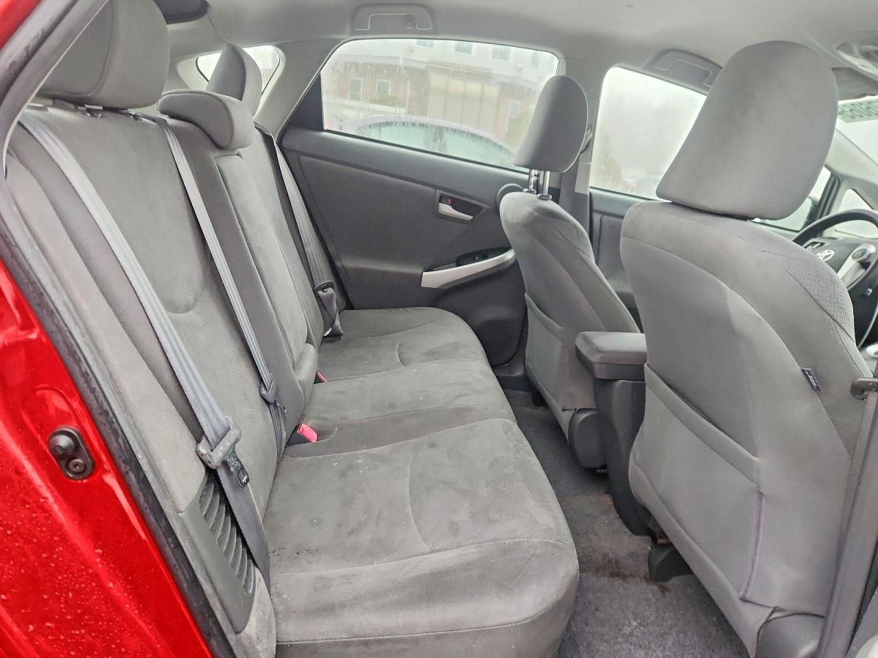 2010 TOYOTA PRIUS photo 28