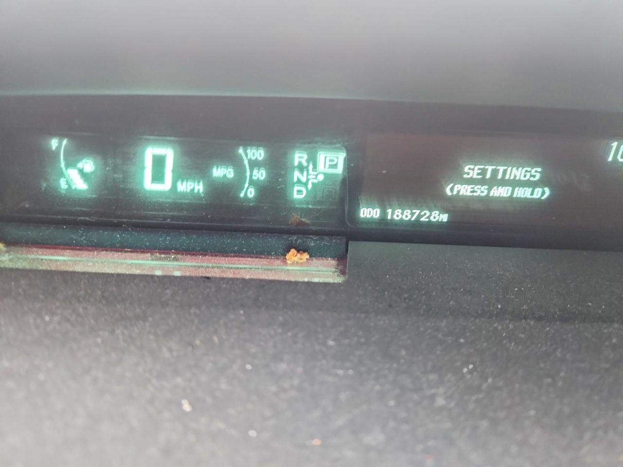 2010 TOYOTA PRIUS photo 25