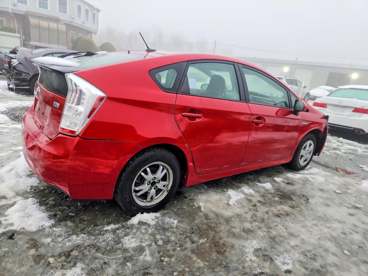 2010 TOYOTA PRIUS photo 7