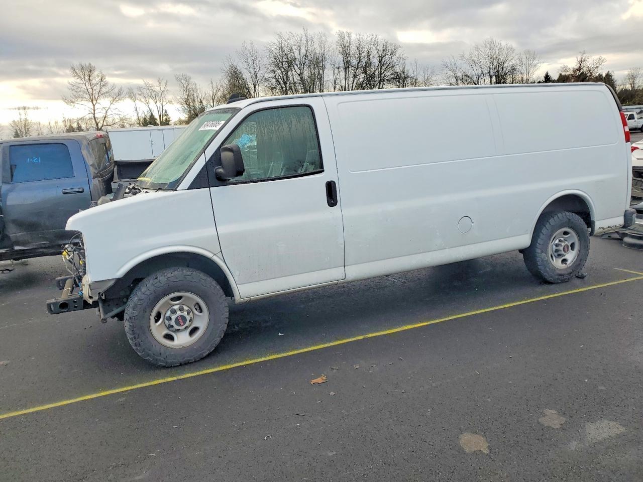 2022 GMC SAVANA