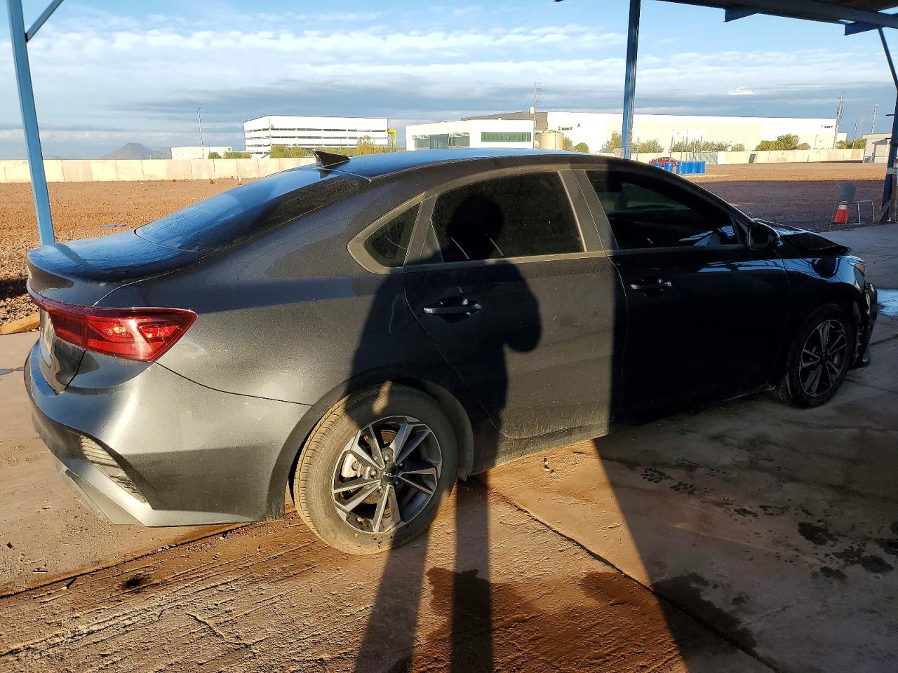 2024 KIA FORTE LX photo 3