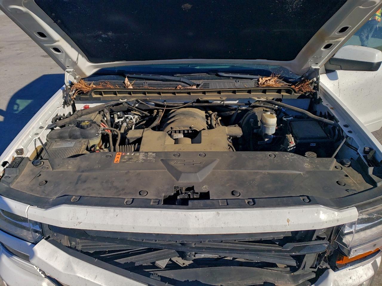 2018 CHEVROLET SILVERADO K1500 LT photo 11