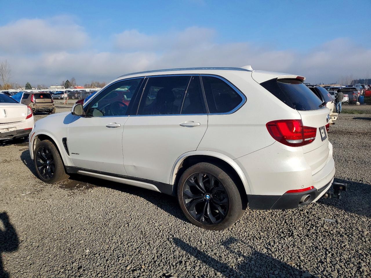 2015 BMW X5 XDRIVE35D photo 2