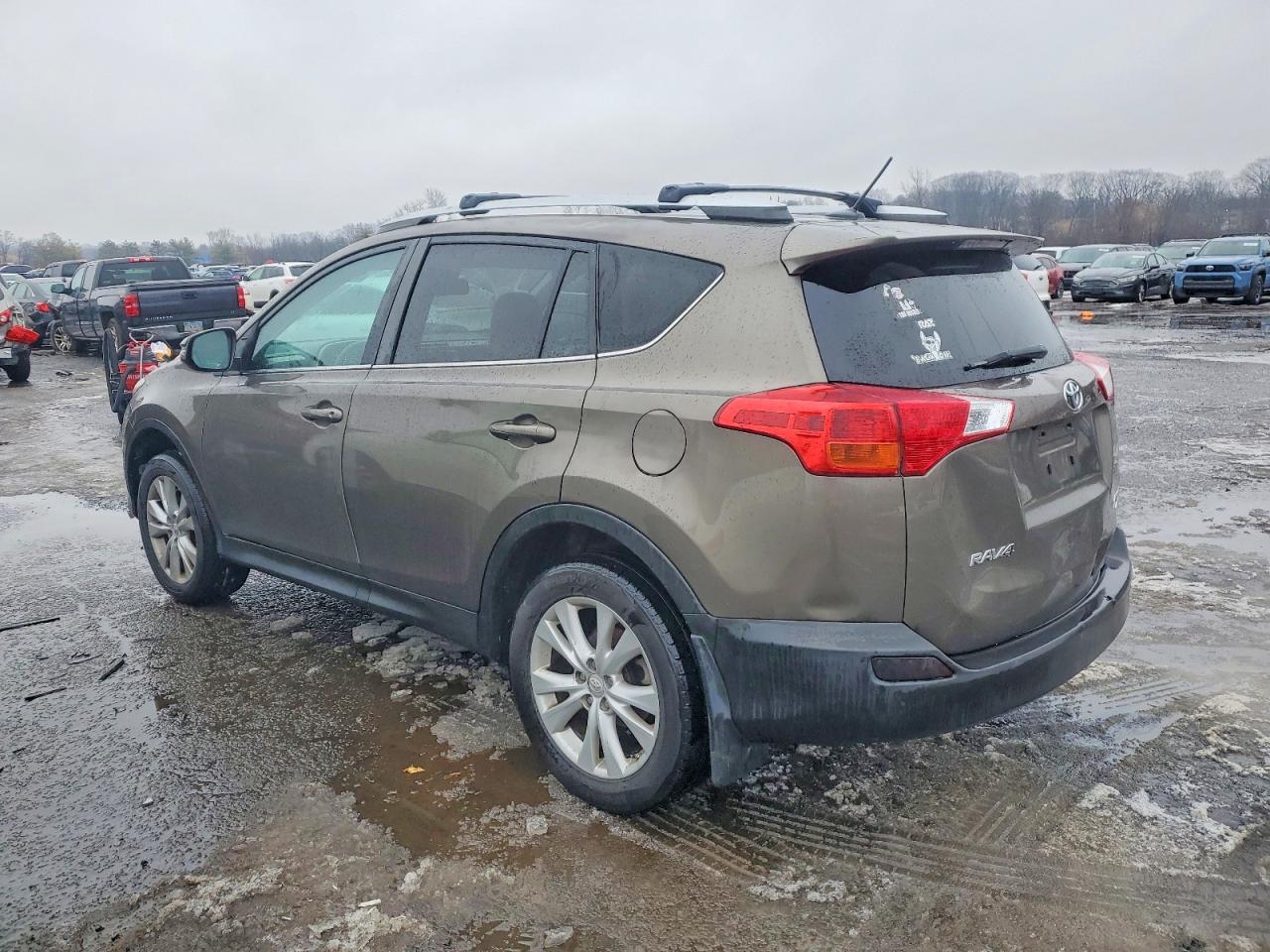 2014 TOYOTA RAV4 LIMITED photo 2