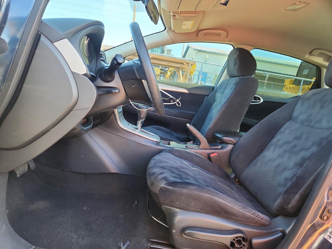 2013 NISSAN SENTRA S photo 13