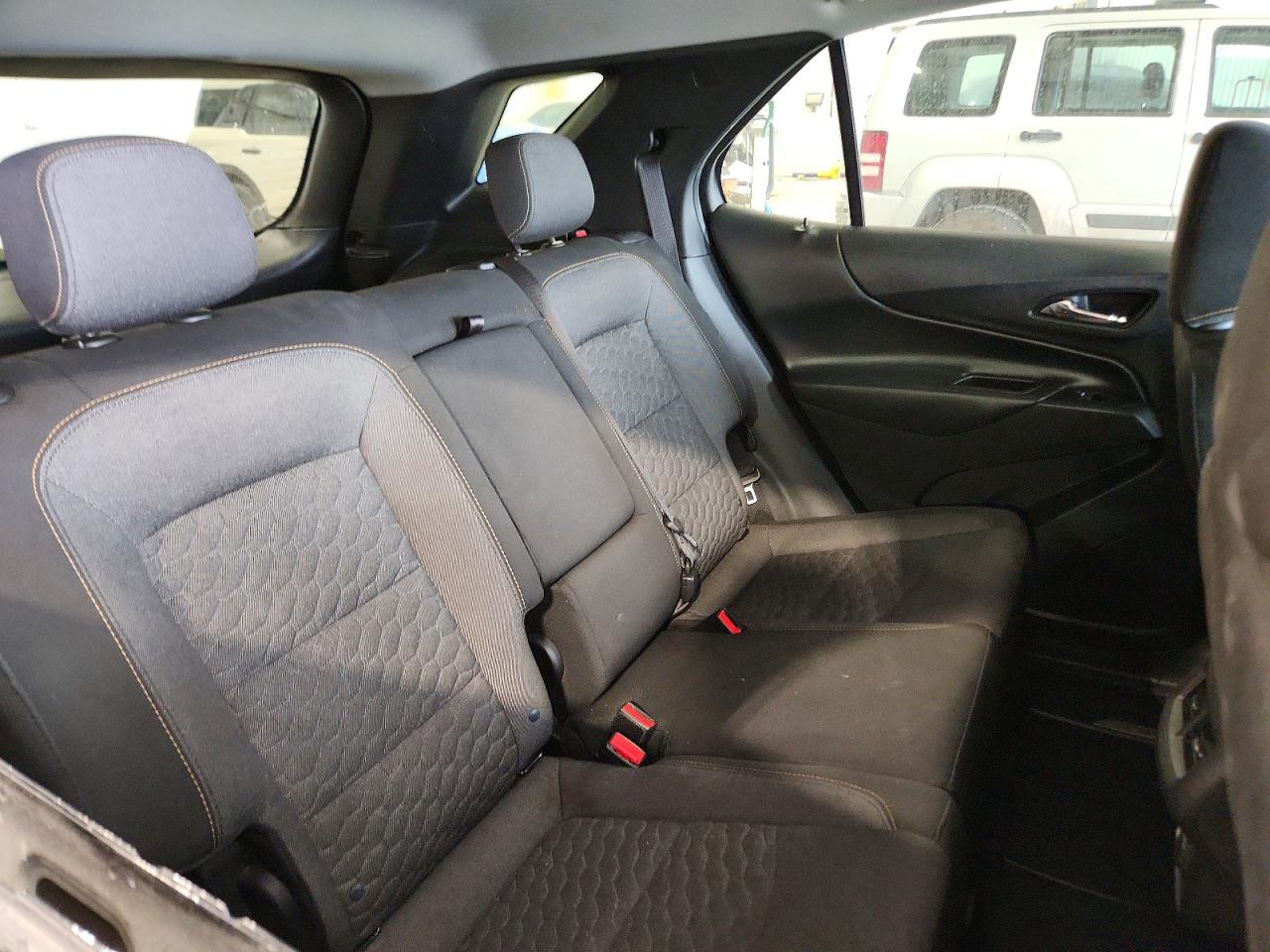 2018 CHEVROLET EQUINOX LT photo 11