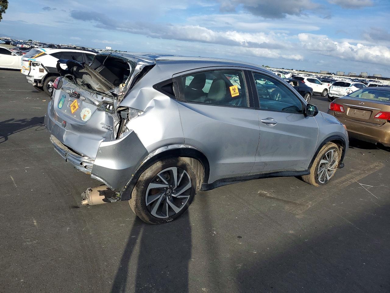 2019 HONDA HR-V SPORT photo 3
