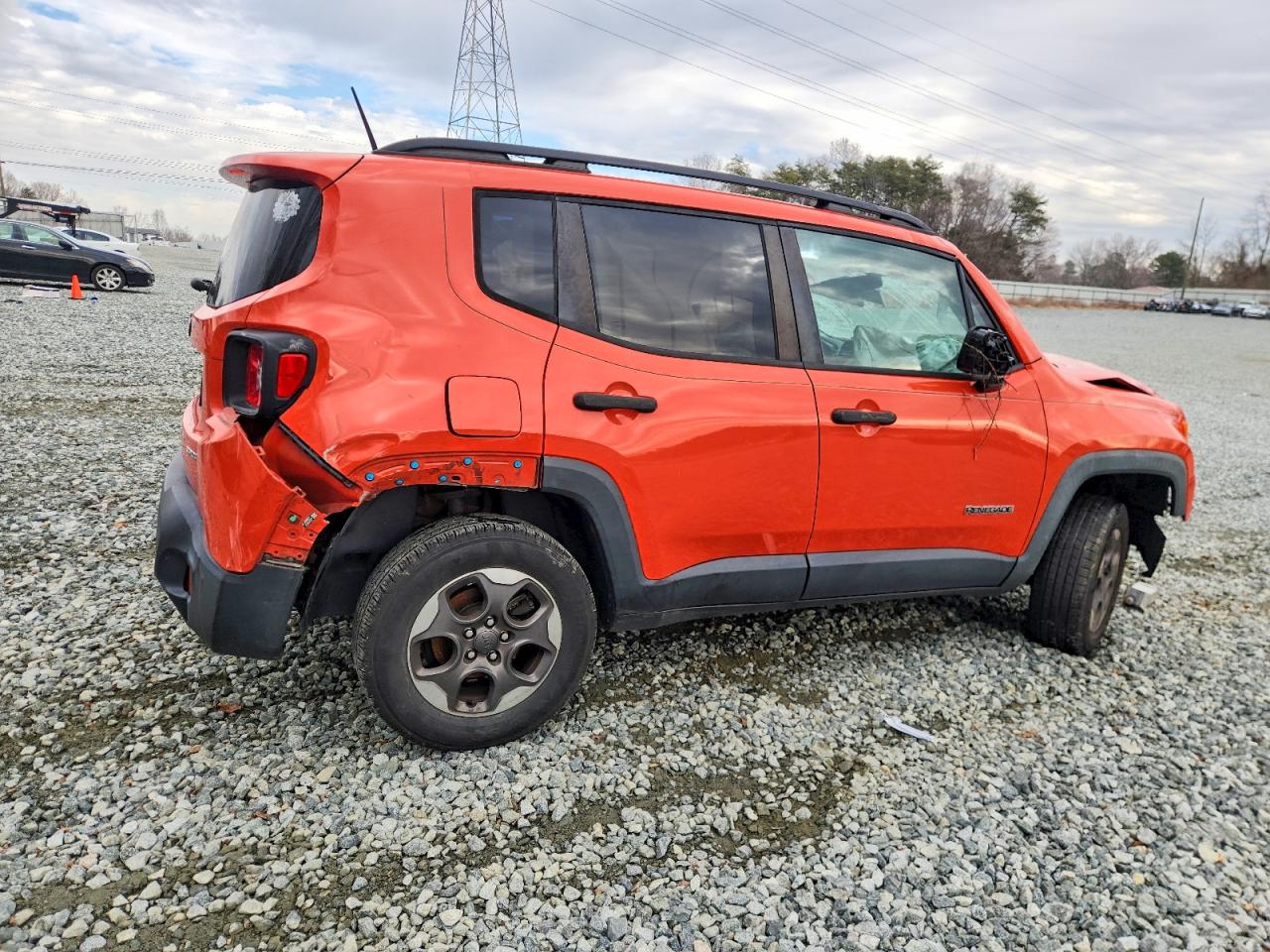2017 JEEP RENEGADE SPORT photo 3