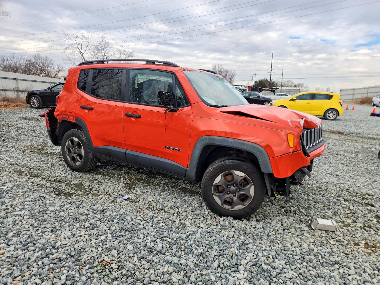 2017 JEEP RENEGADE SPORT photo 4