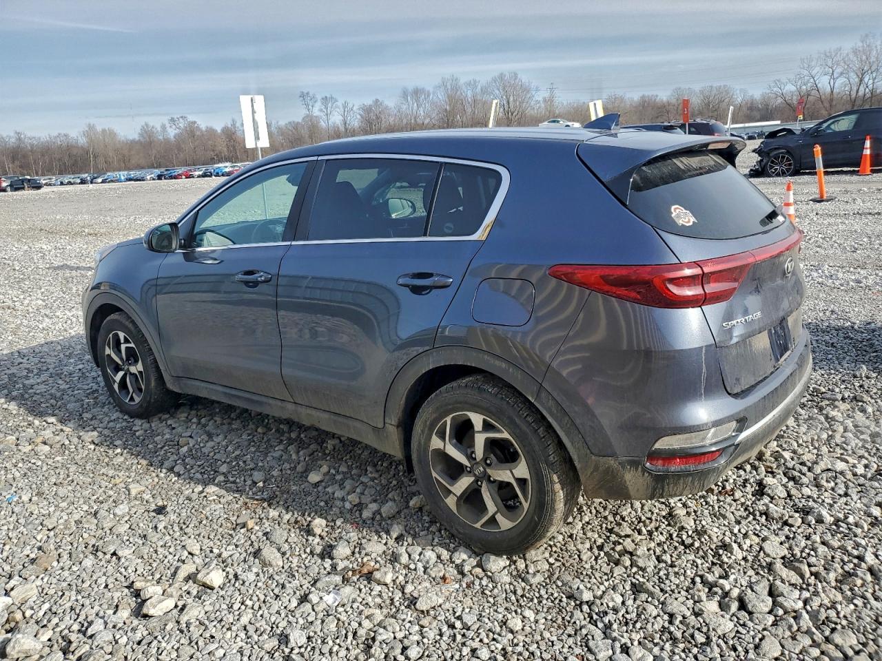 2020 KIA SPORTAGE LX photo 2