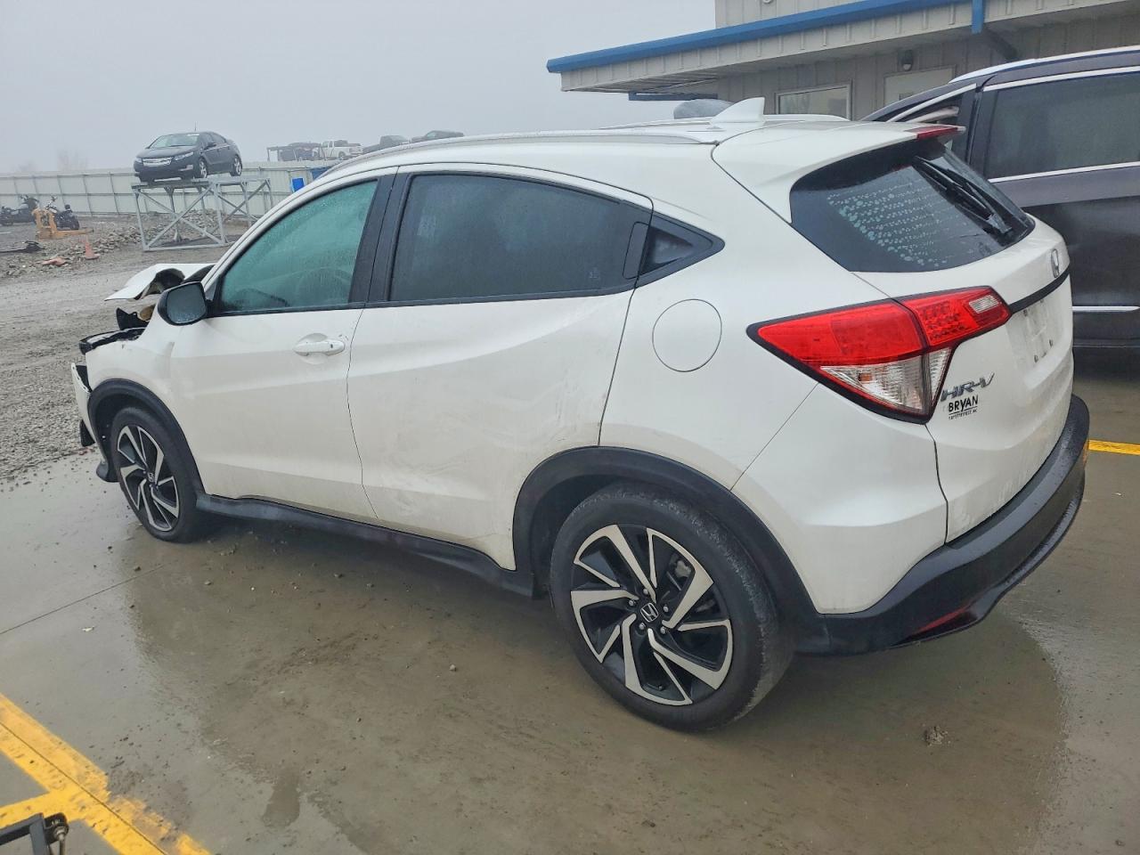 2019 HONDA HR-V SPORT photo 2