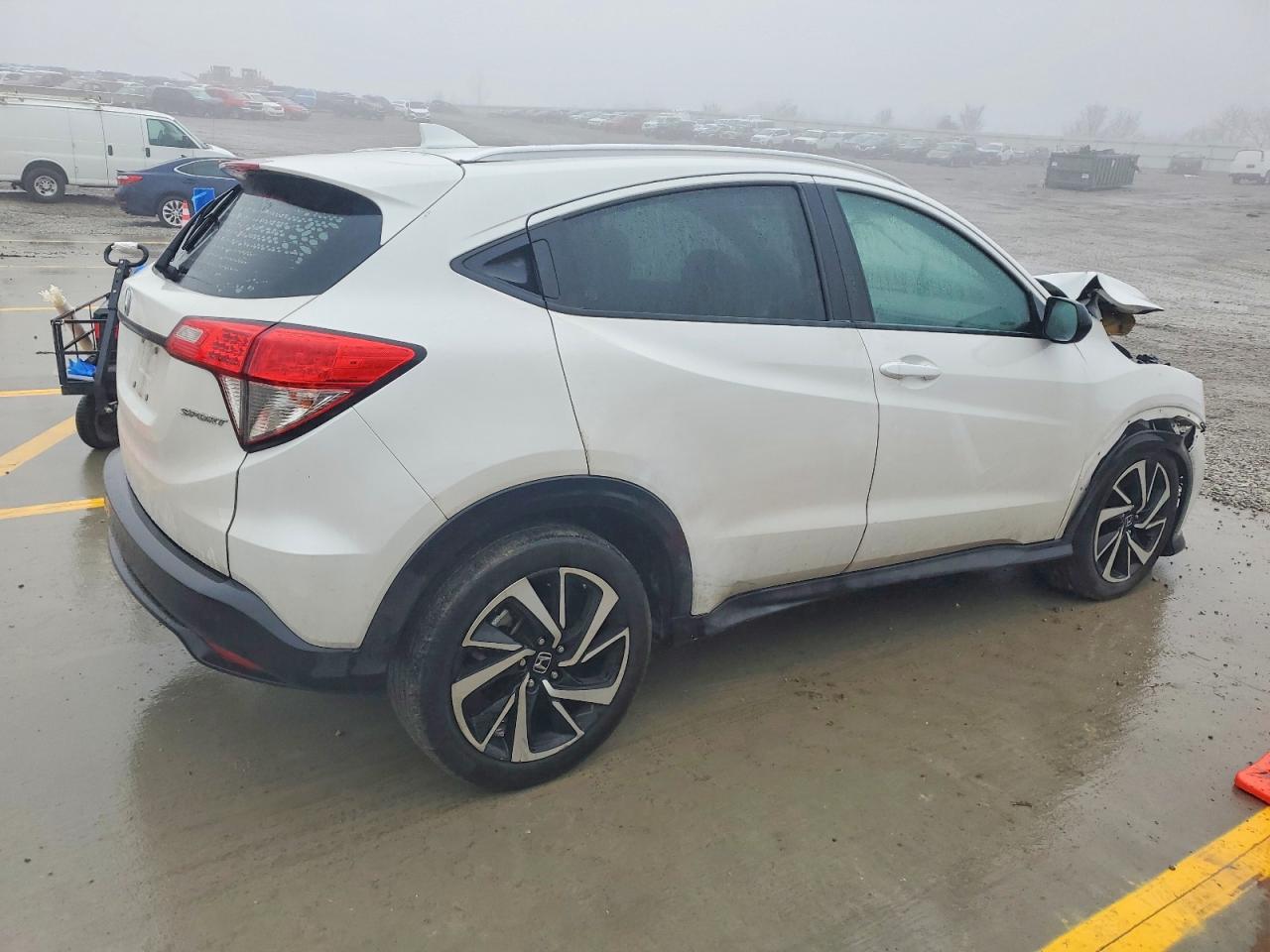 2019 HONDA HR-V SPORT photo 3