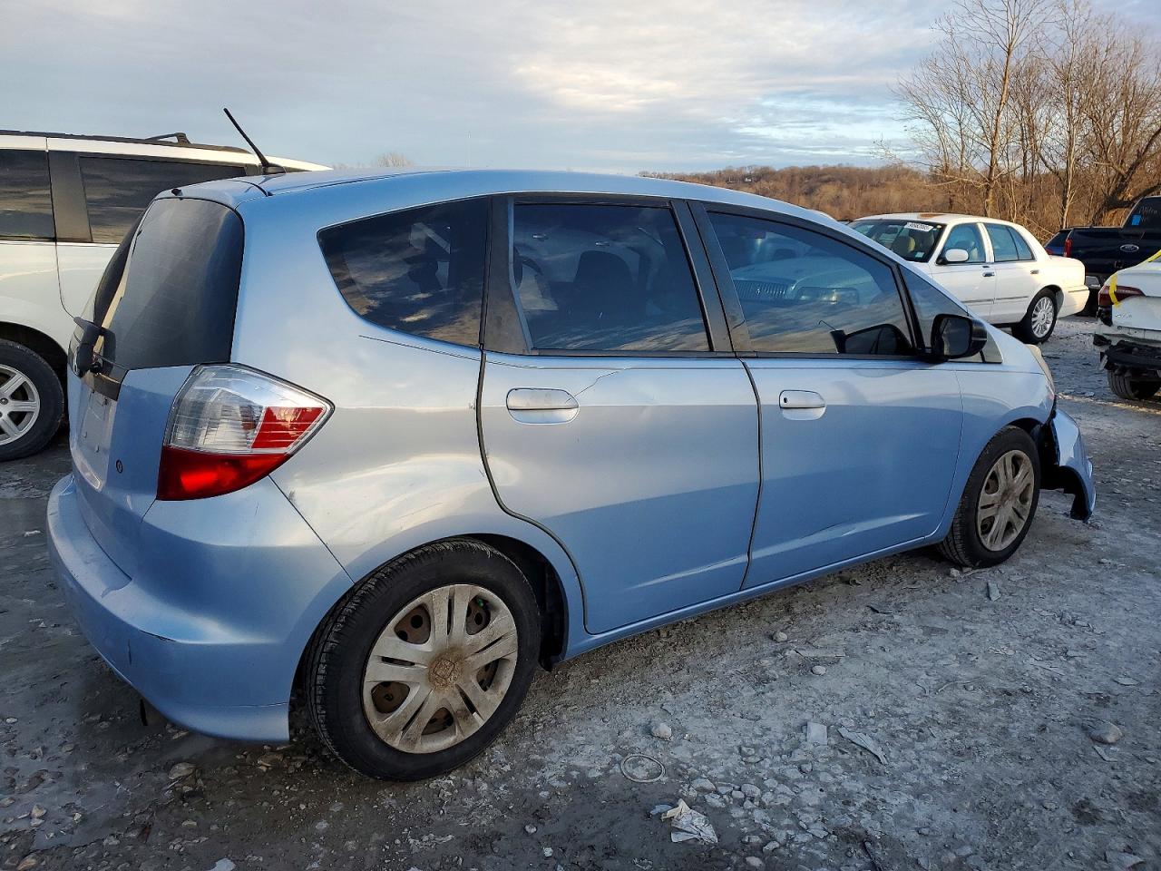2009 HONDA FIT photo 3