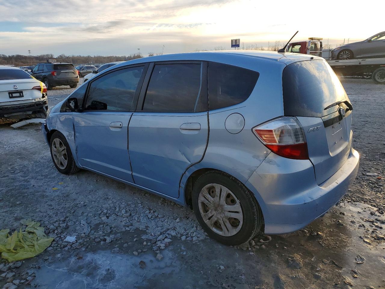 2009 HONDA FIT photo 2