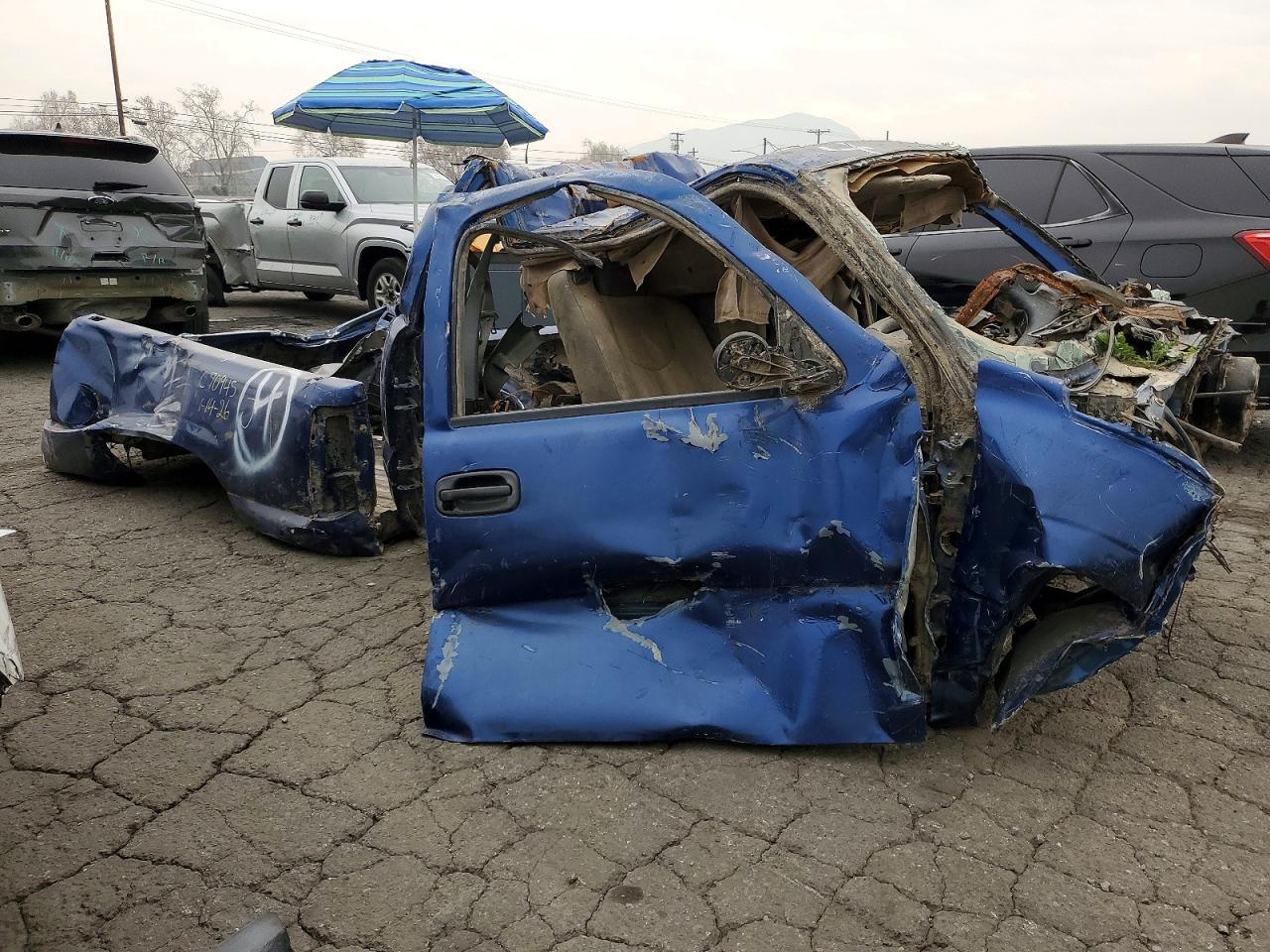 2004 CHEVROLET SILVERADO C1500 photo 4