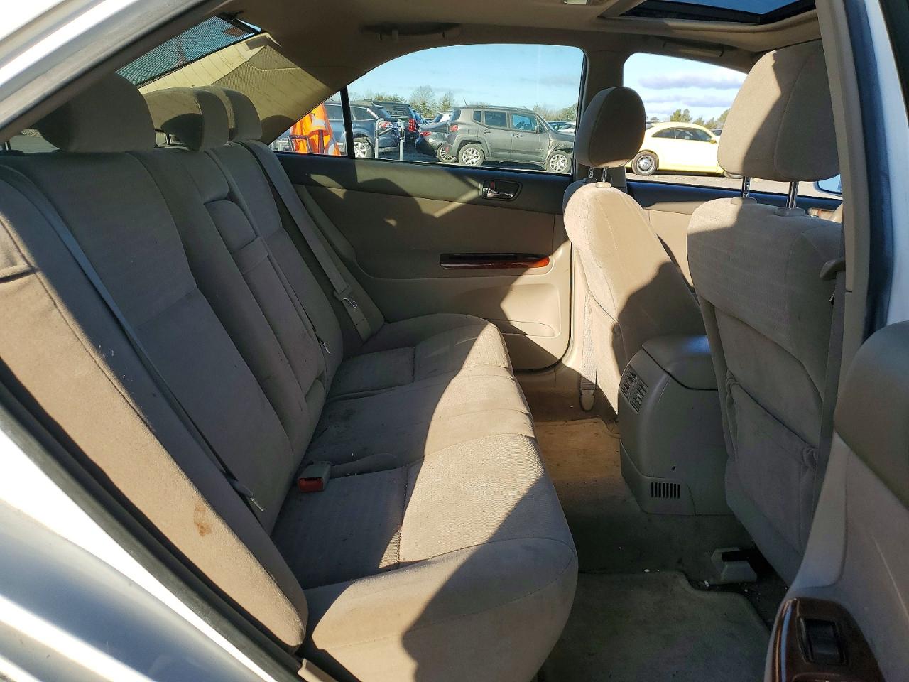 2005 TOYOTA CAMRY LE photo 10