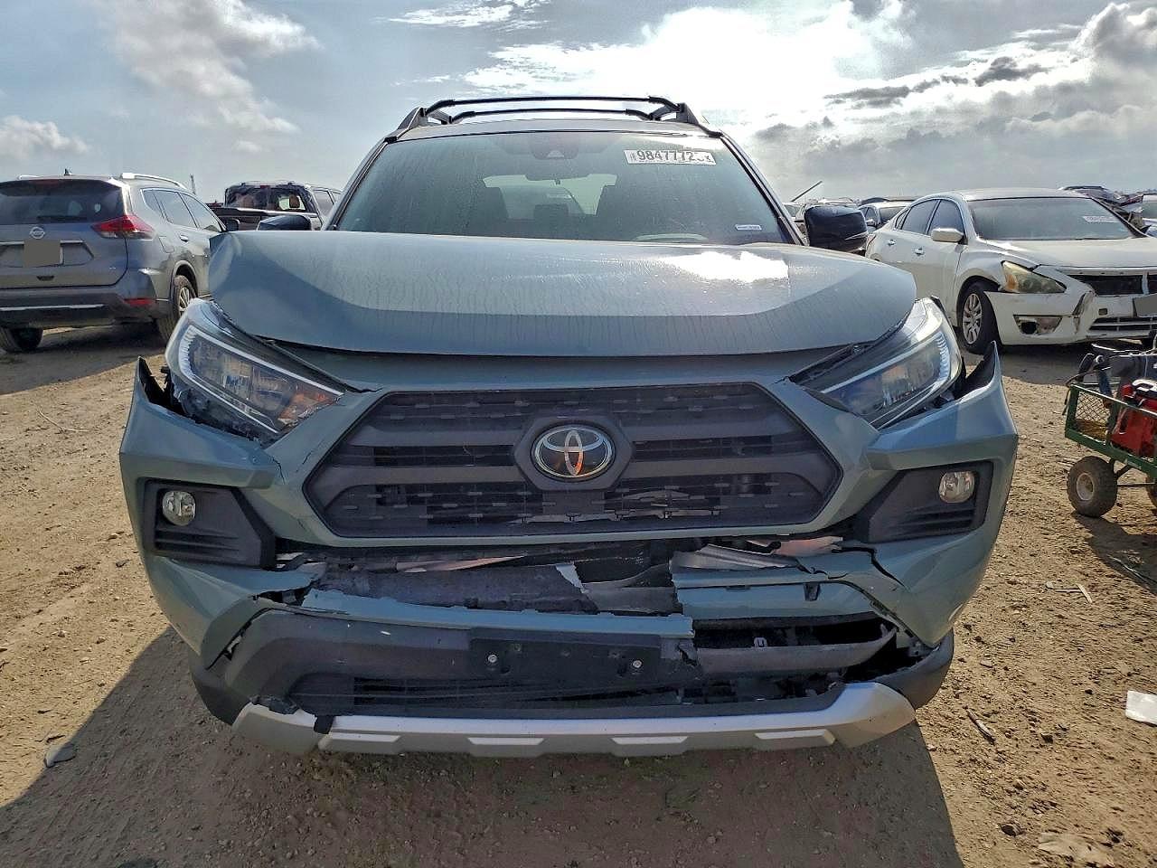 2019 TOYOTA RAV4 ADVENTURE photo 5