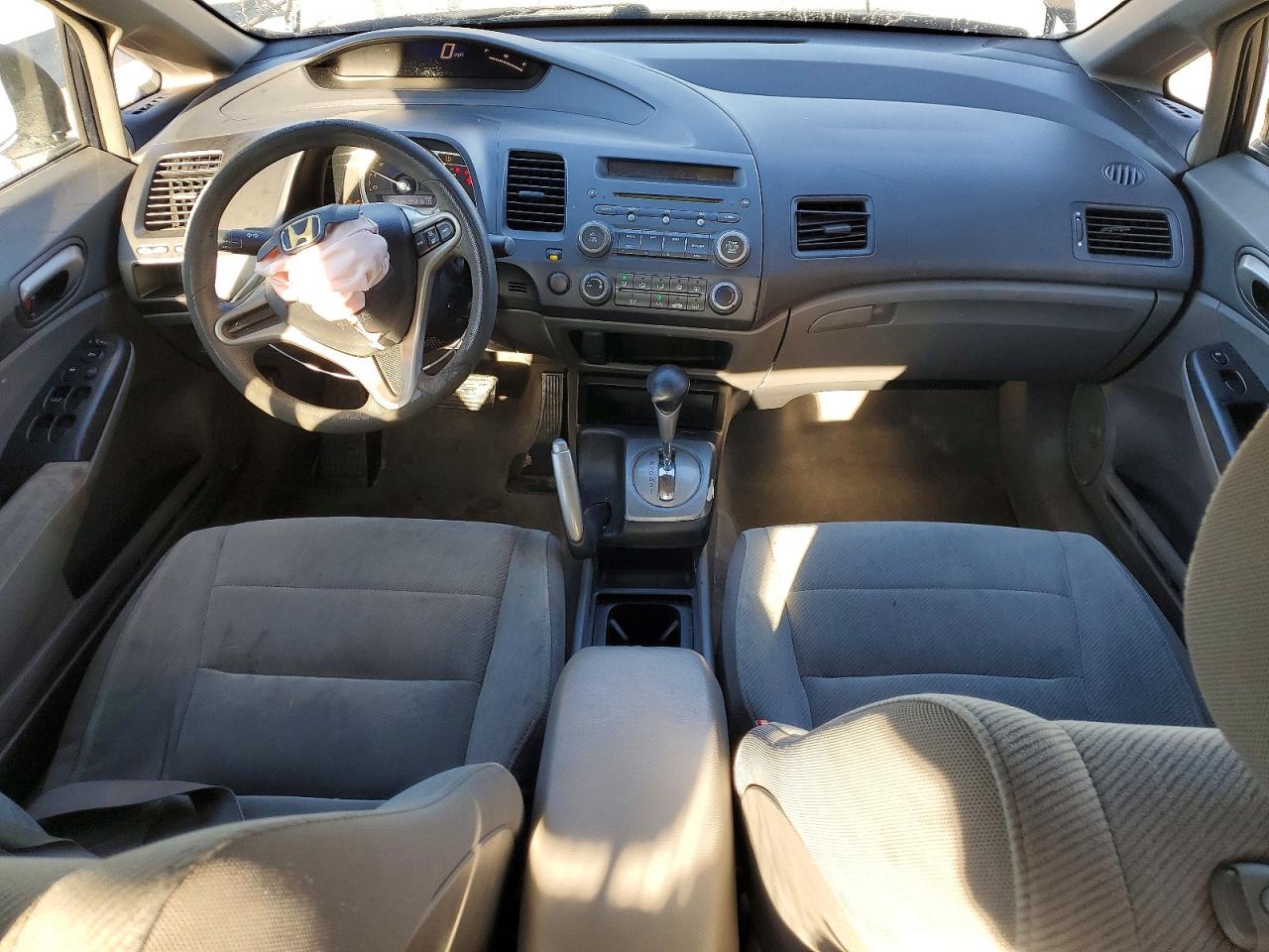 2010 HONDA CIVIC LX photo 8