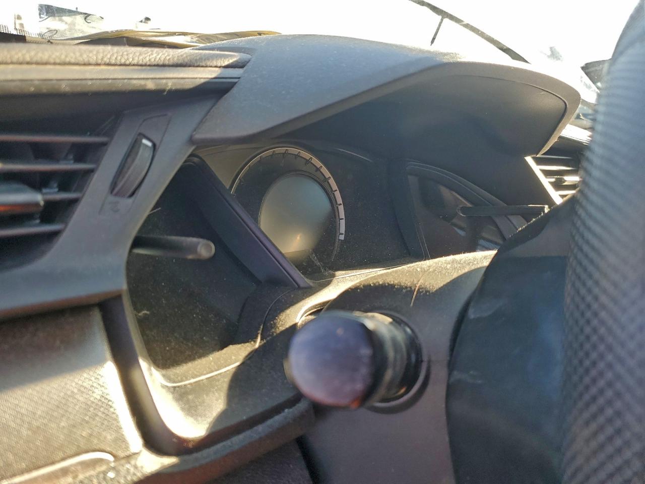 2016 HONDA CIVIC LX photo 9