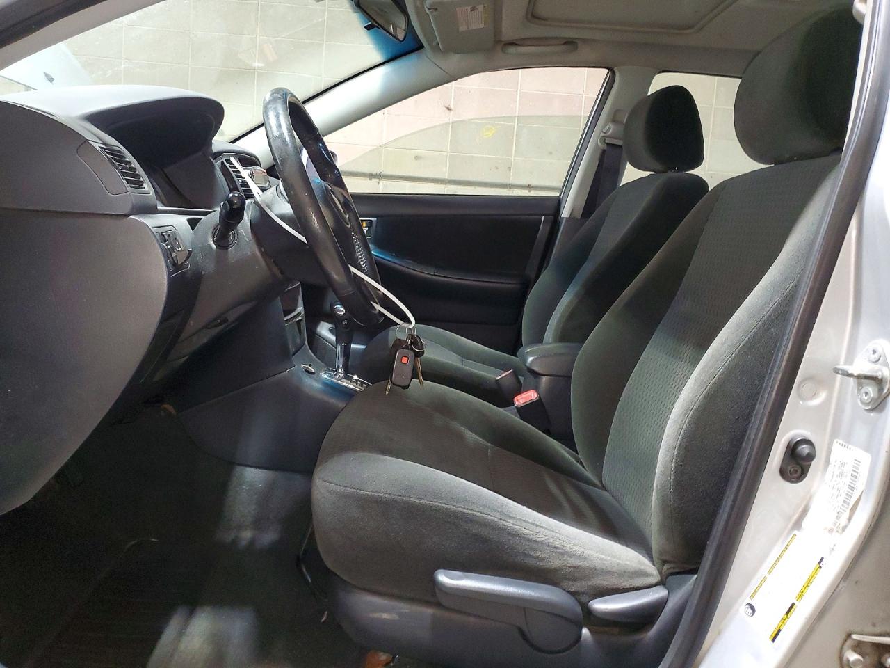 2005 TOYOTA COROLLA CE photo 7