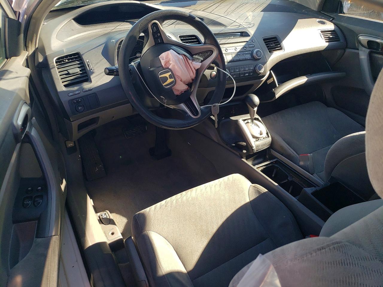 2010 HONDA CIVIC LX photo 8