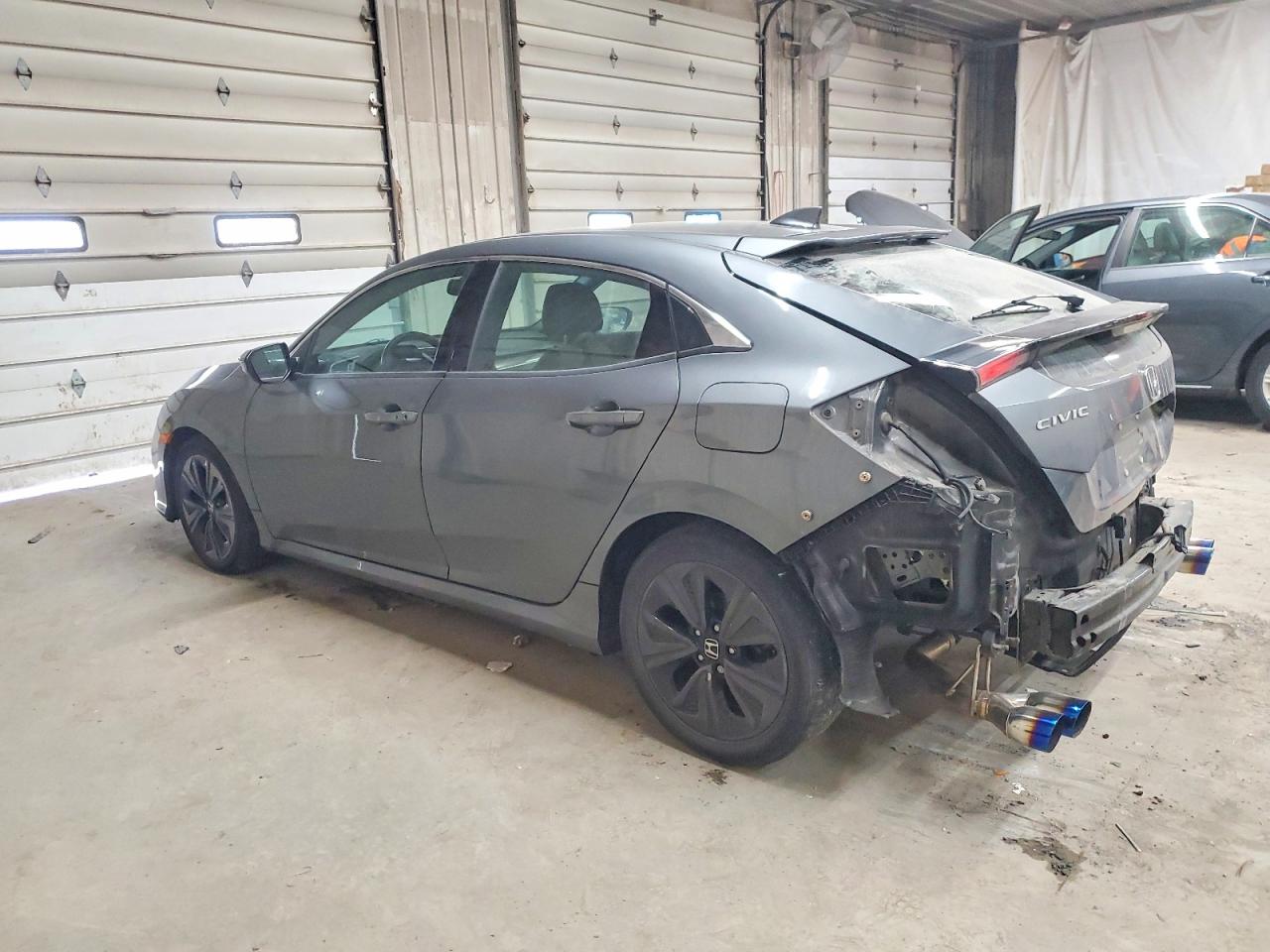2017 HONDA CIVIC EXL photo 3