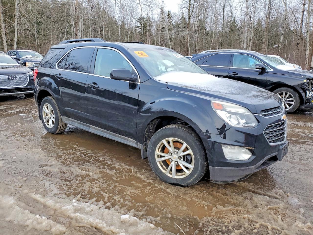2017 CHEVROLET EQUINOX LT photo 4