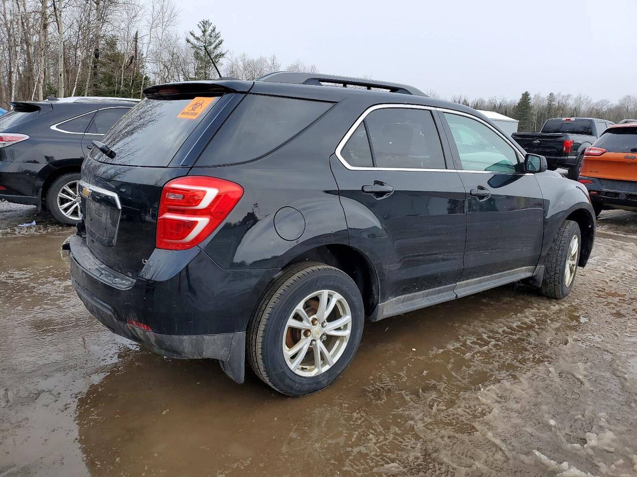 2017 CHEVROLET EQUINOX LT photo 3