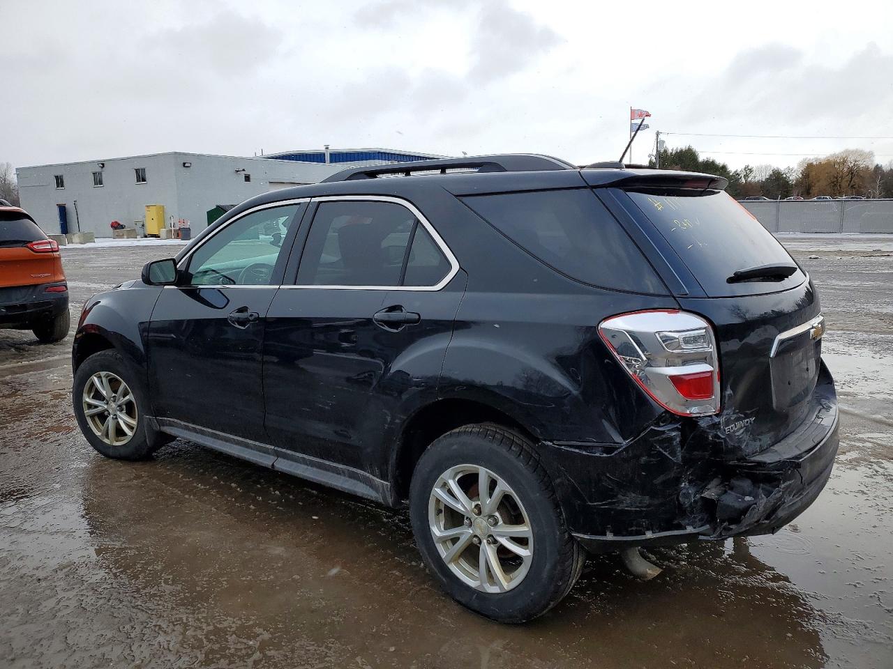 2017 CHEVROLET EQUINOX LT photo 2