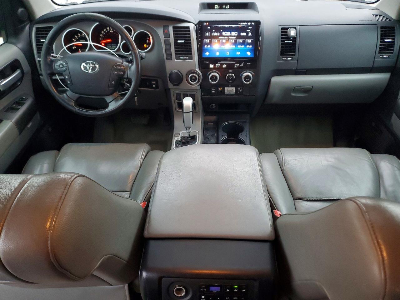 2011 TOYOTA SEQUOIA LIMITED photo 8
