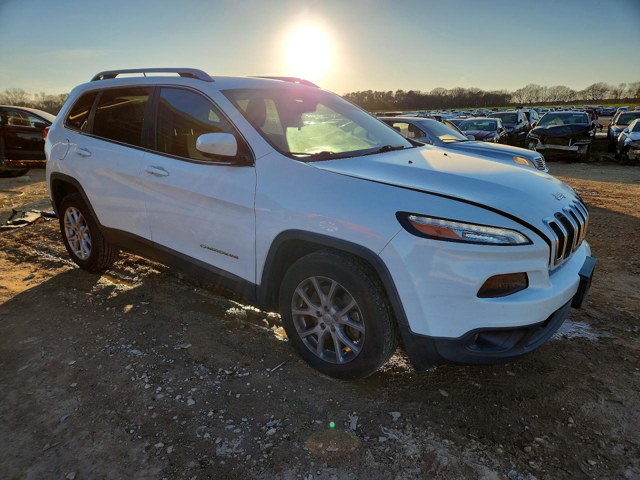 2015 JEEP CHEROKEE LATITUDE photo 10