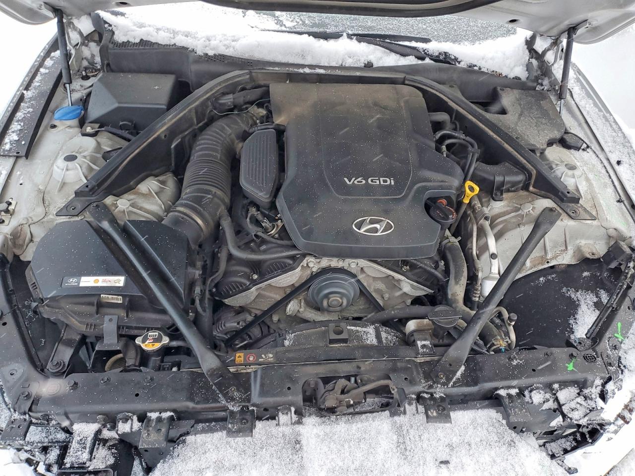 2015 HYUNDAI GENESIS 3.8L photo 11