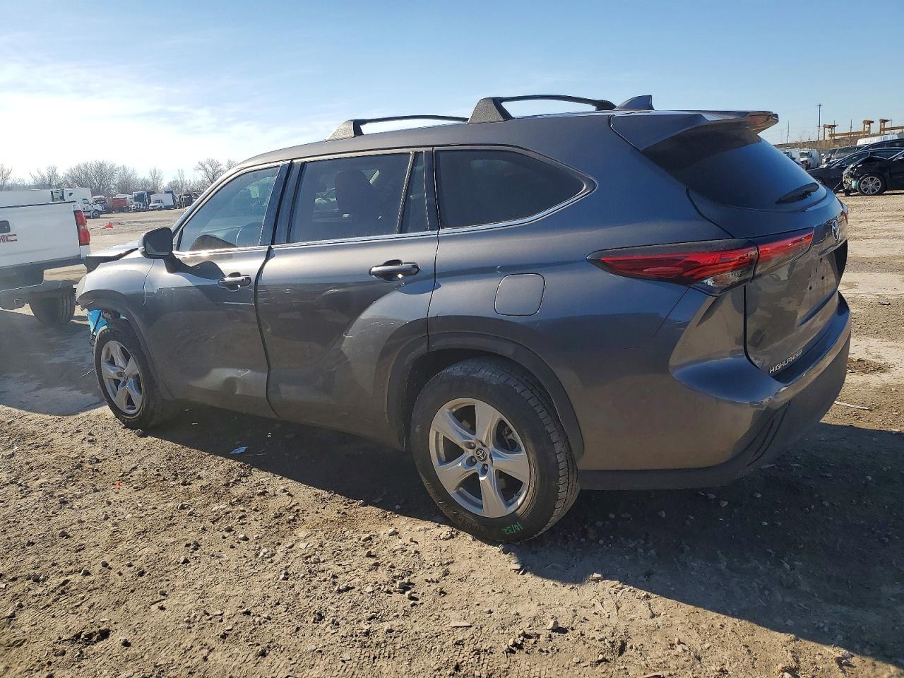 2021 TOYOTA HIGHLANDER L photo 2