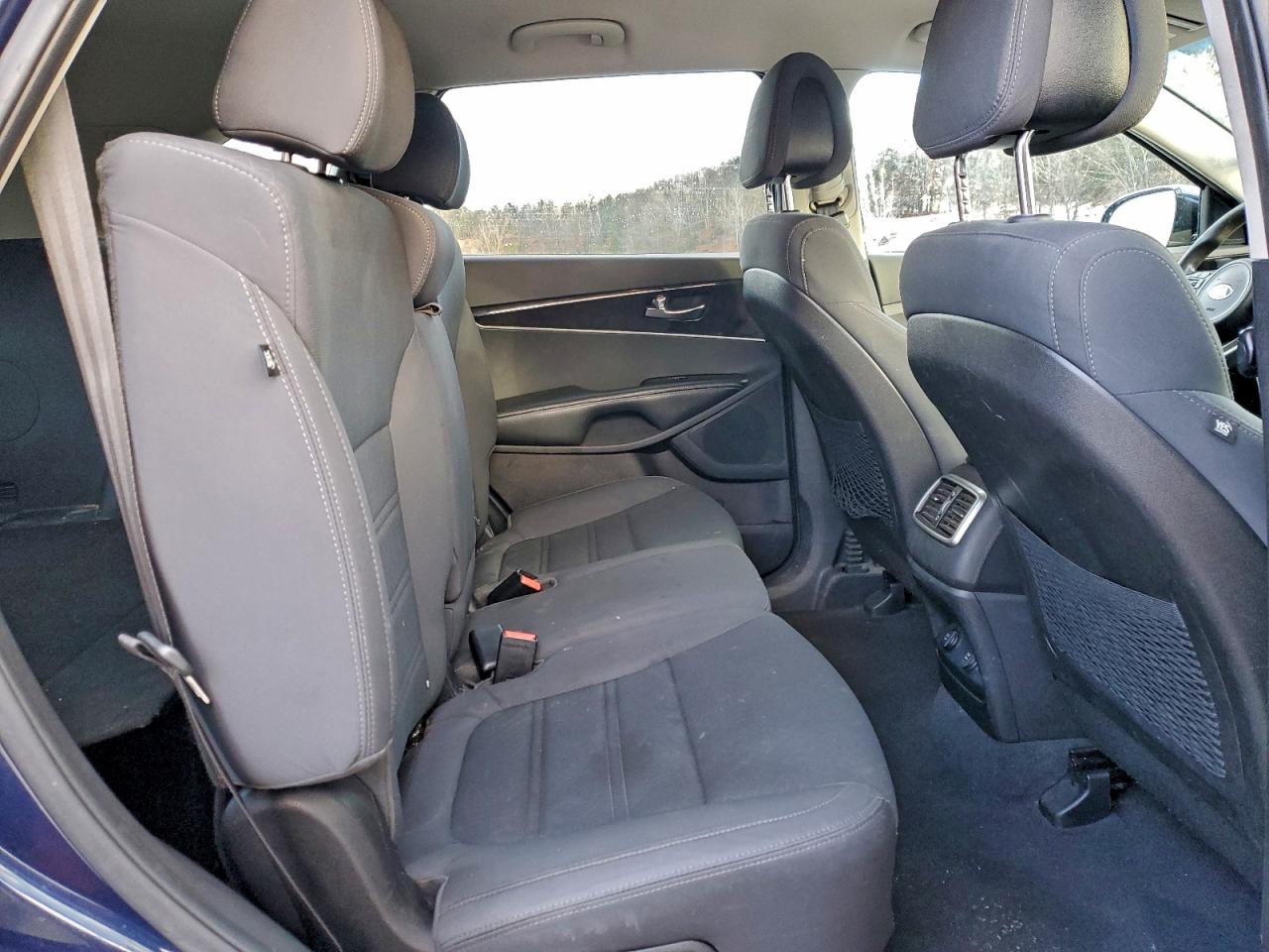2016 KIA SORENTO LX photo 11